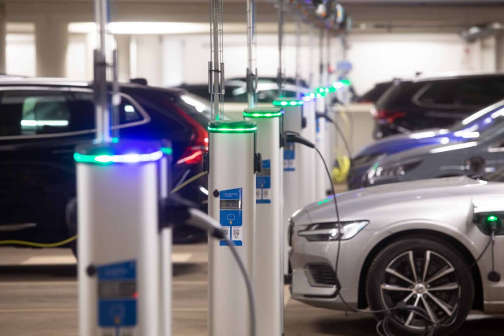 Commercial EV charging stations for businesses