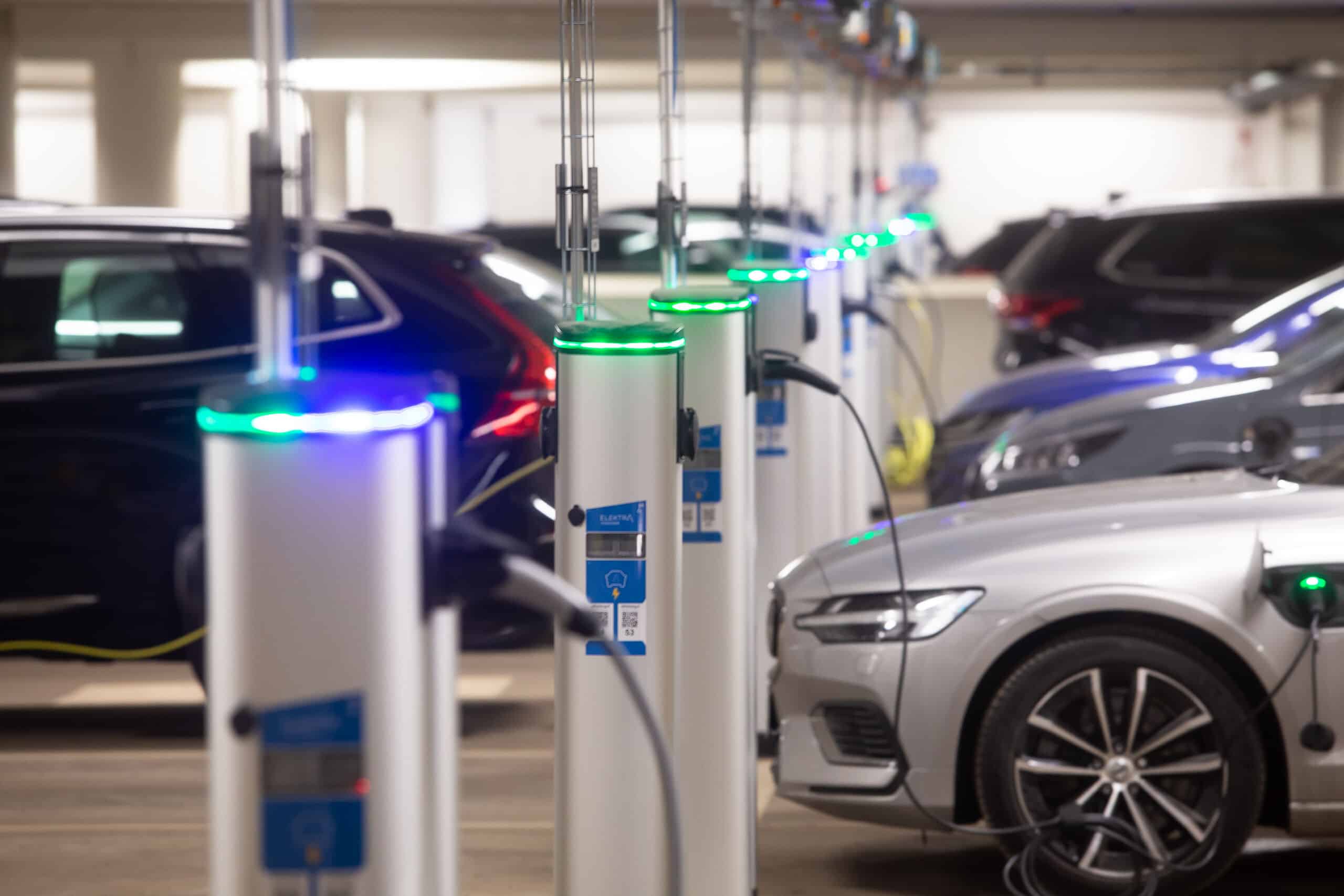 Commercial EV charging stations for businesses