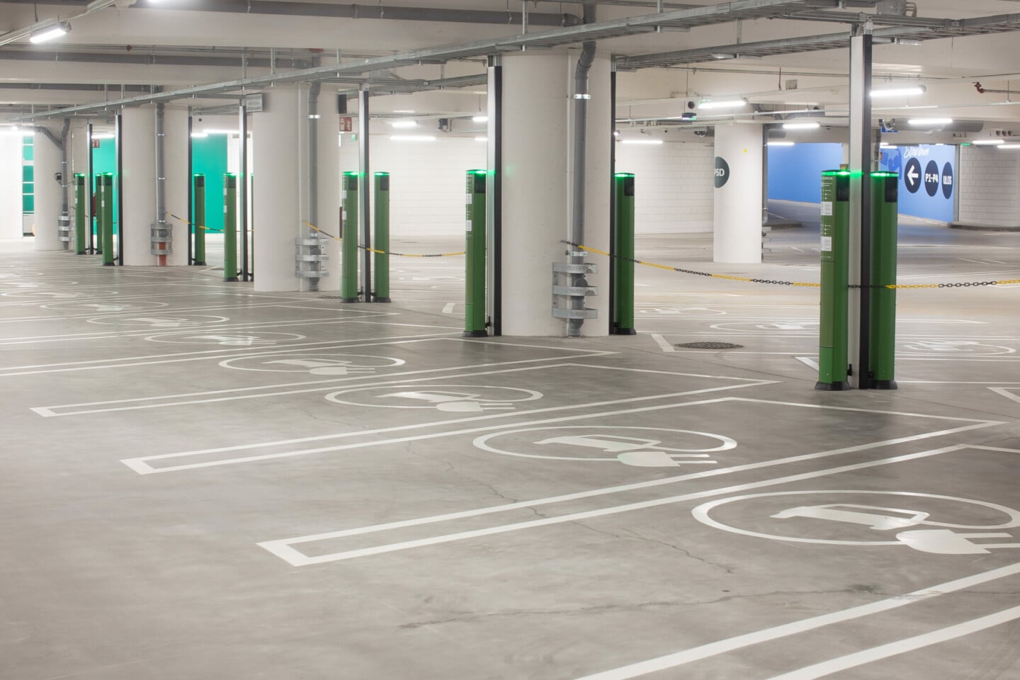 Elektra EV charging at Mall of Tripla, Helsinki